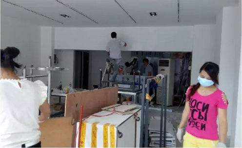 友情低碳環(huán)保漆施工現(xiàn)場(chǎng)【油漆品牌代理招商加盟】 友情低碳環(huán)保漆施工現(xiàn)場(chǎng)【油漆品牌代理招商加盟】