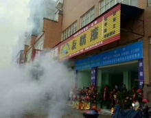 好涂料+好服務(wù) 開闖自己的天與地